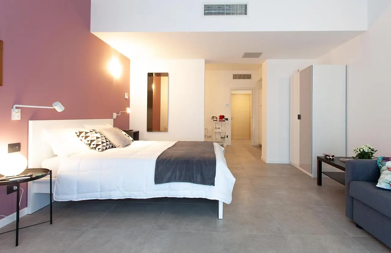 Kita House Apartment Bergamo 0*,