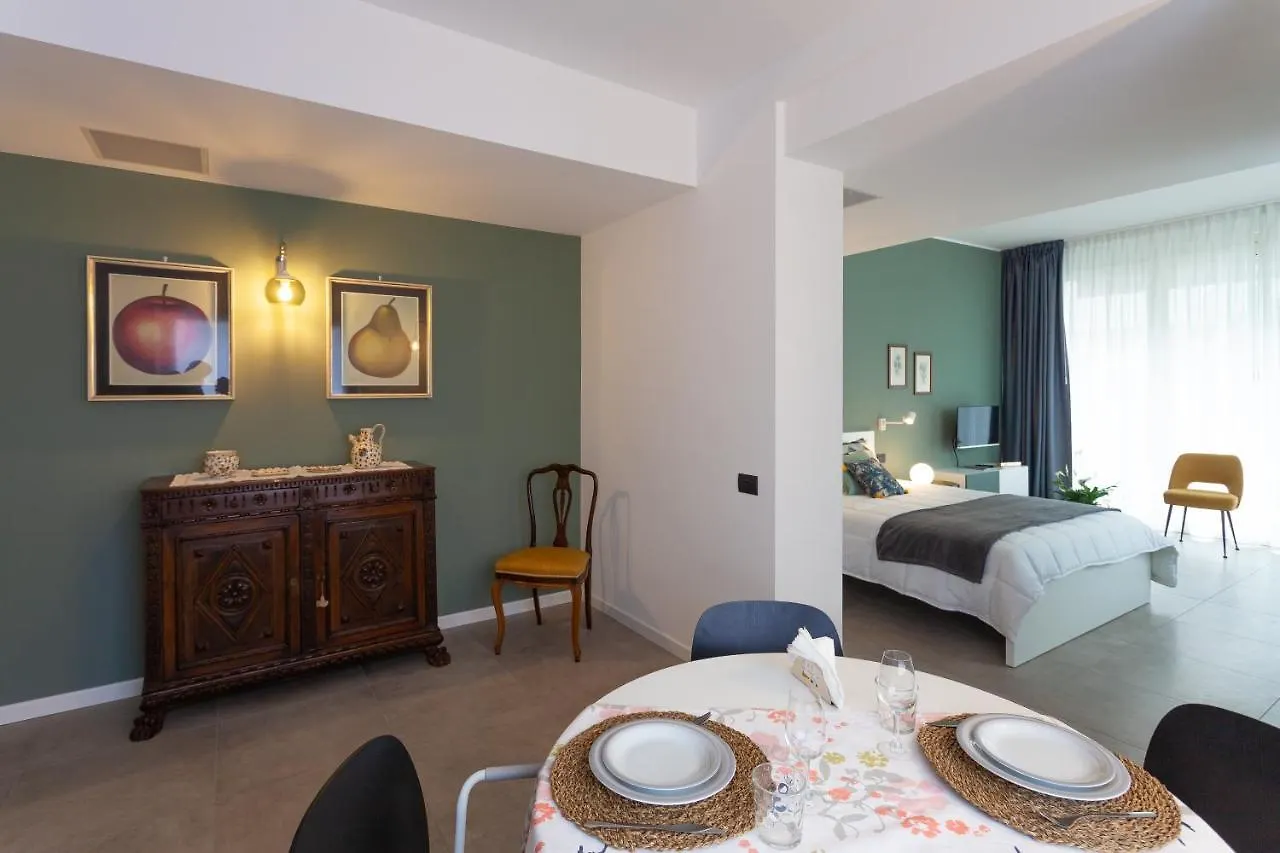 Kita House Apartment Bergamo 0*,